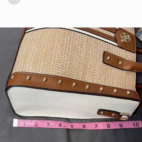 Adrienne Vittadini Women's Capri Collection Satchel Bag NC3 Natural/Bone OS - Picture 9 of 10